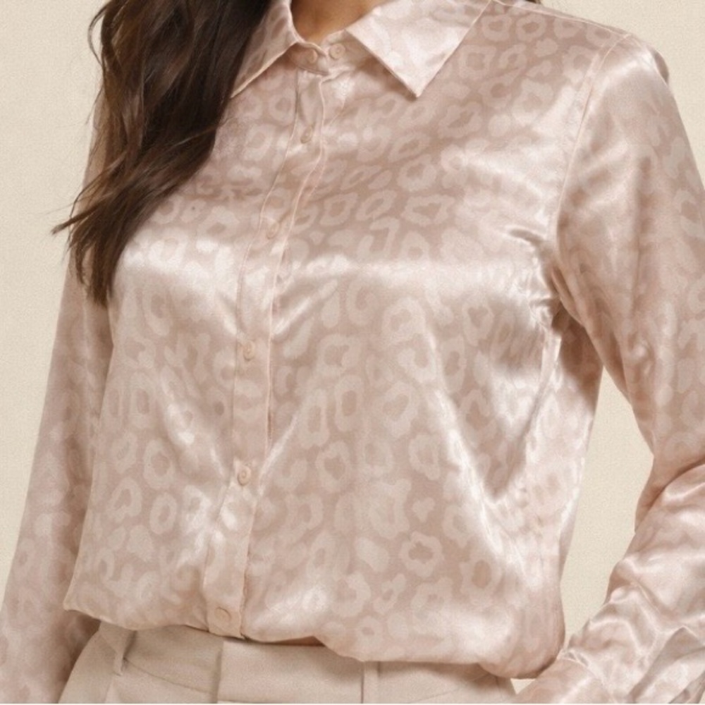 SHEIN Light Cream Leopard Print Blouse